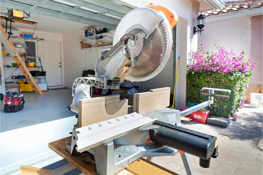 Use of miter saw